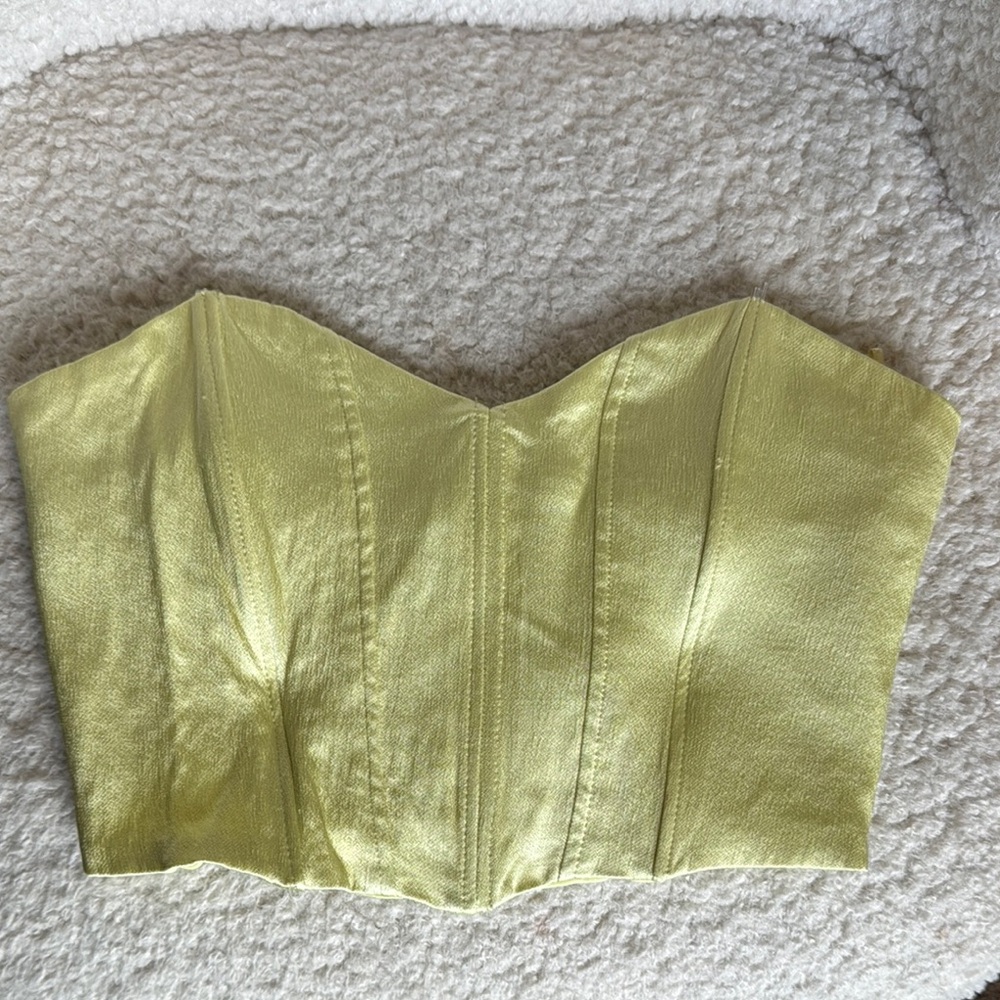 Elegant Strapless Yellow Bustier